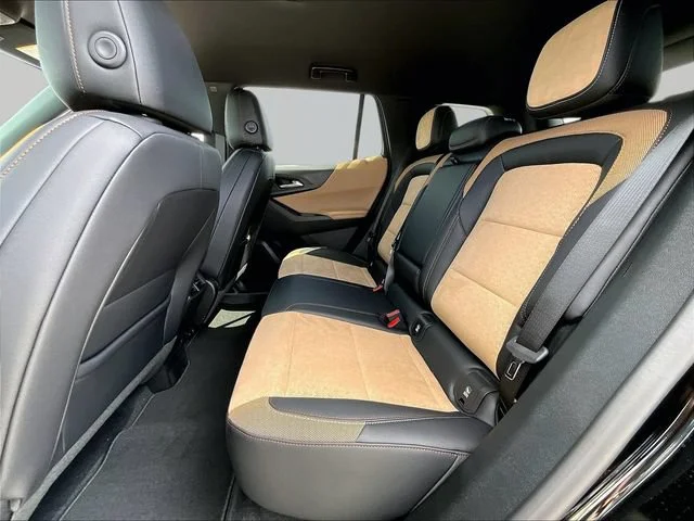 New 2027 Mosaic Black Metallic Chevrolet ACTIV image 14