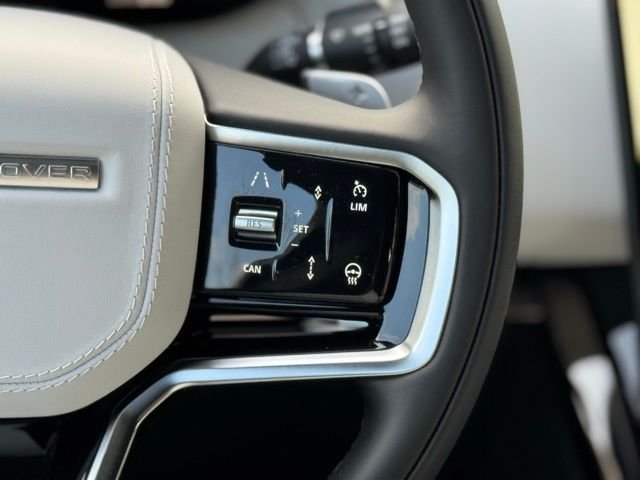 New 2026 Ostuni Pearl White LAND ROVER SE image 24