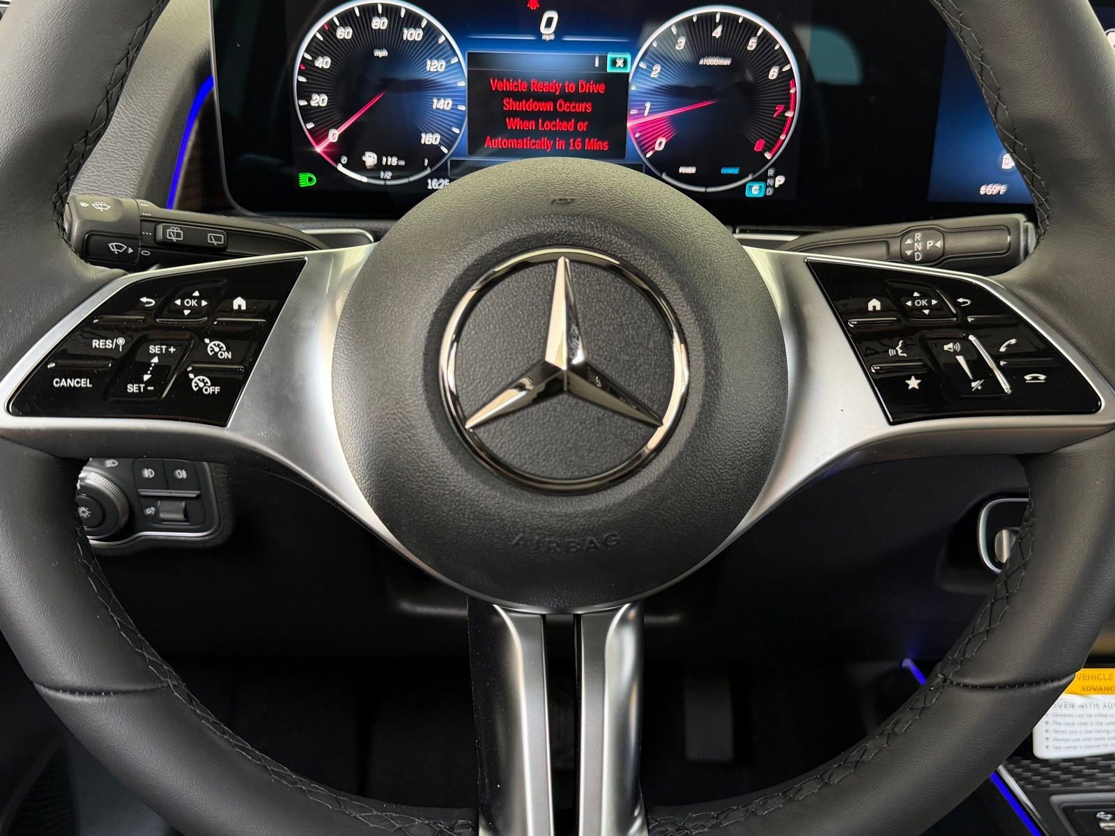 New 2026 Cirrus Silver Metallic Mercedes-Benz GLB 250 image 33