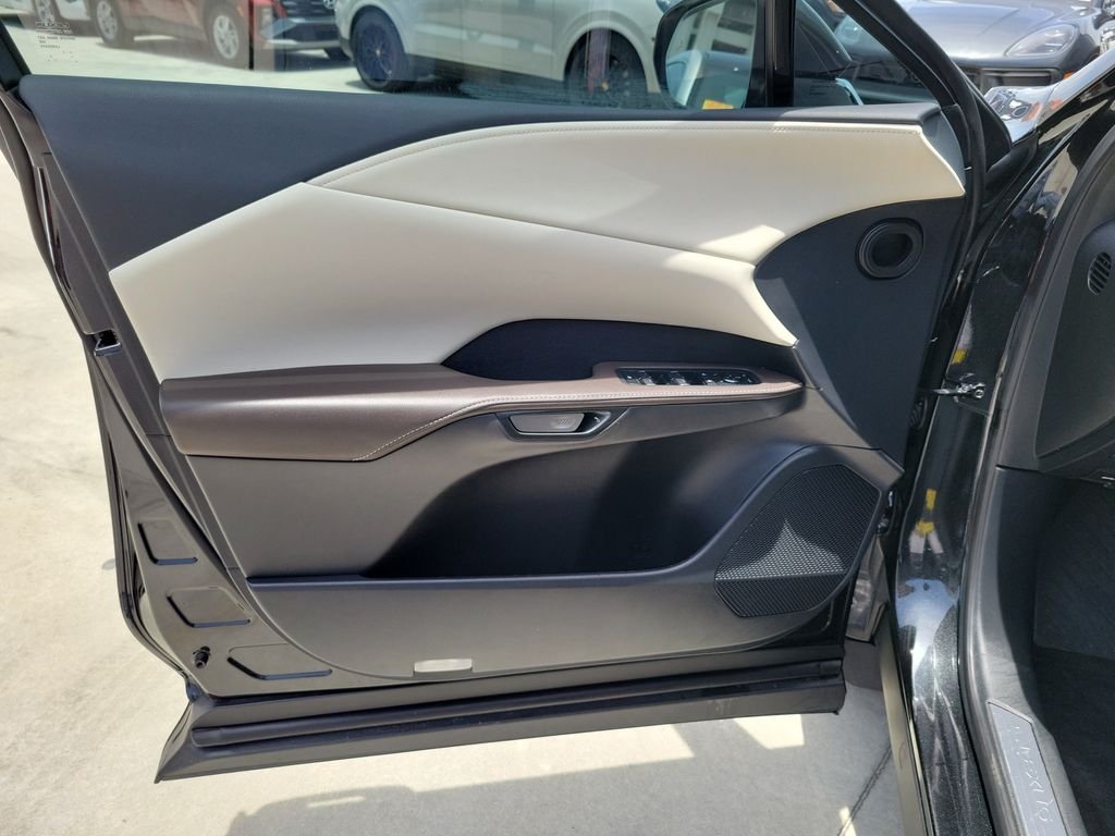 Used 2024 Black Lexus 350 image 22