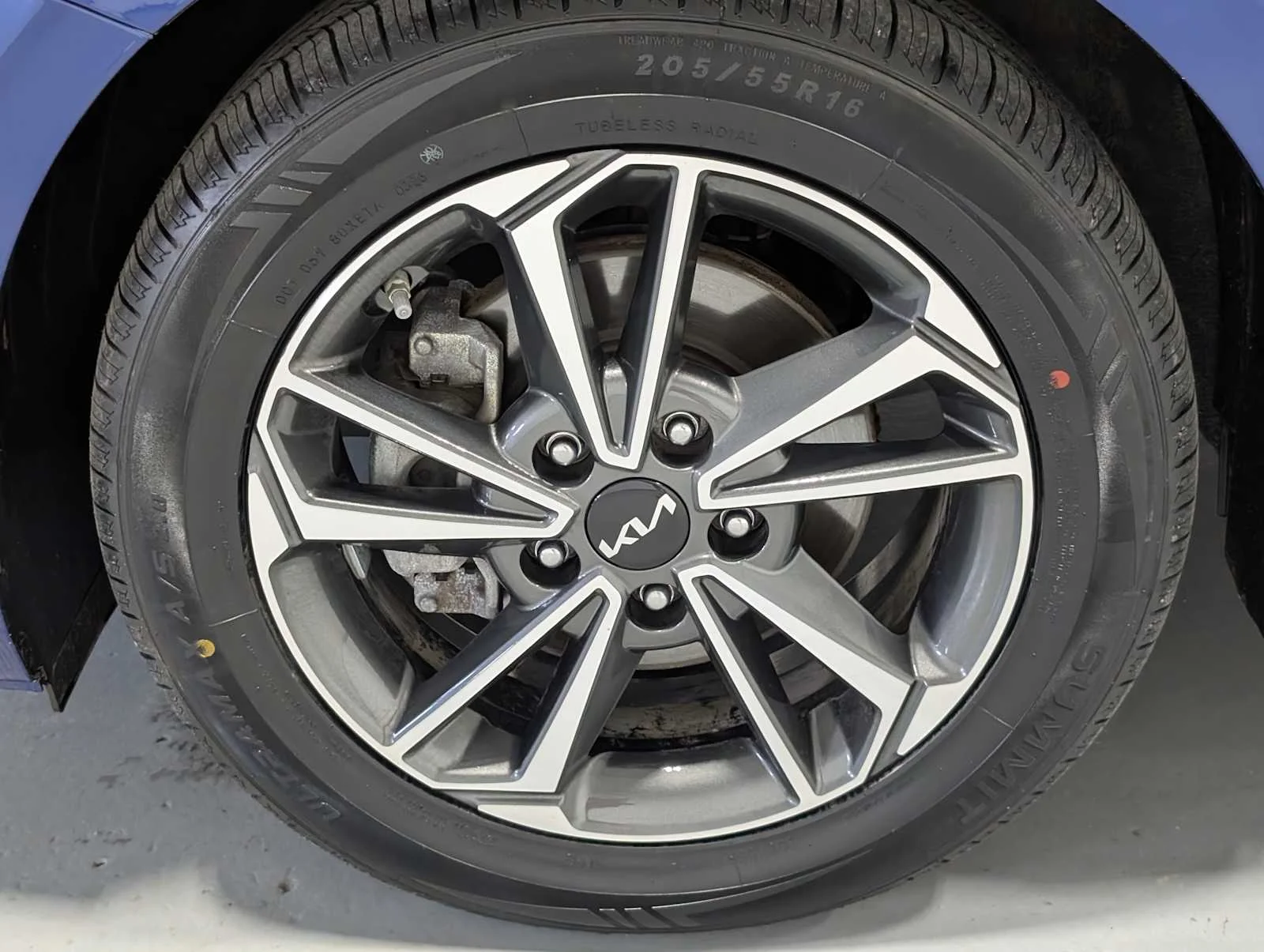Certified Used 2023 Deep Sea Blue Kia LXS image 3