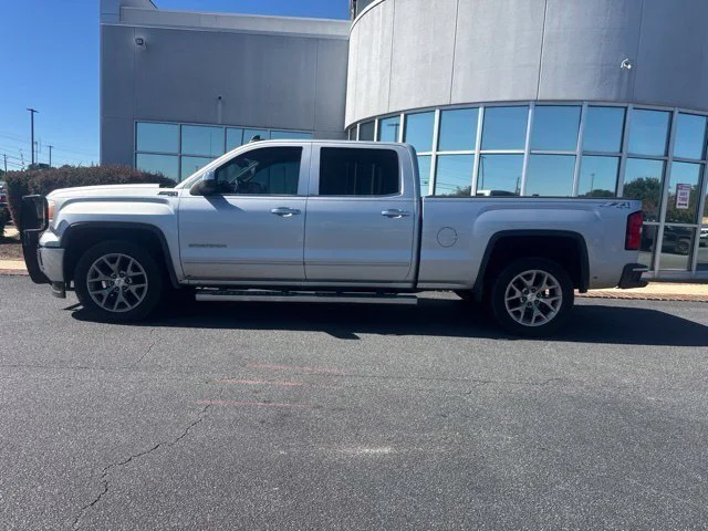Used 2015 Silver GMC SLT image 10