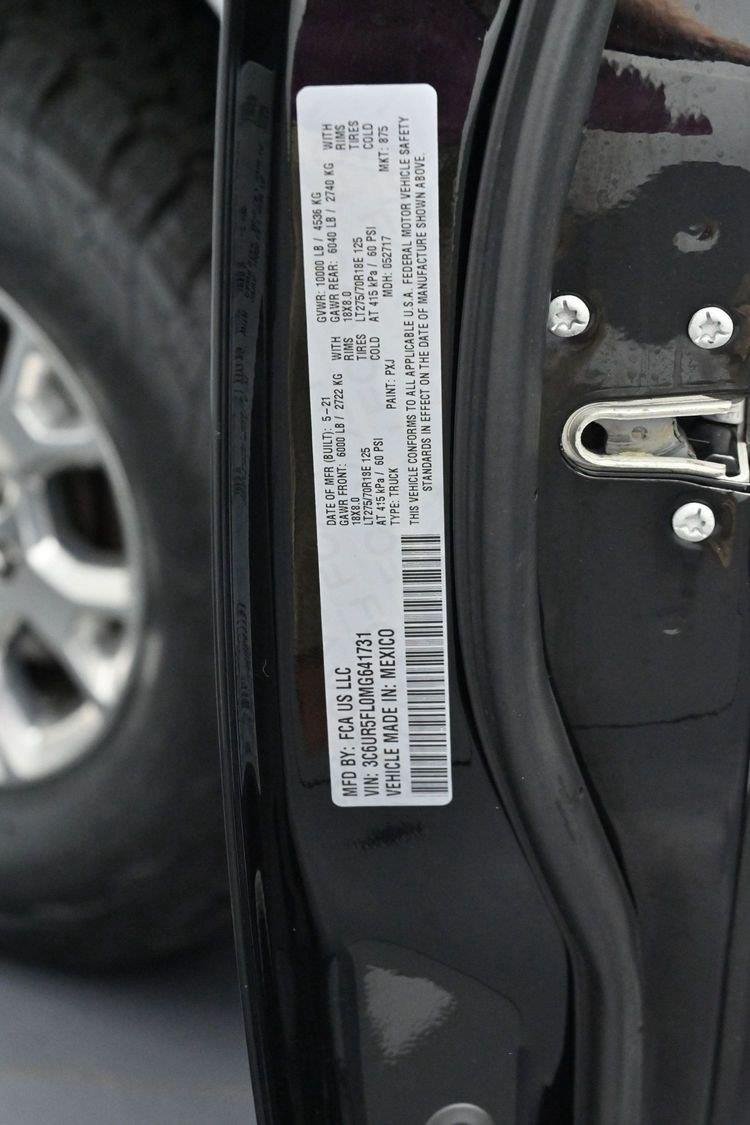Used 2021 Diamond Black Crystal Pearlcoat Ram Laramie image 39