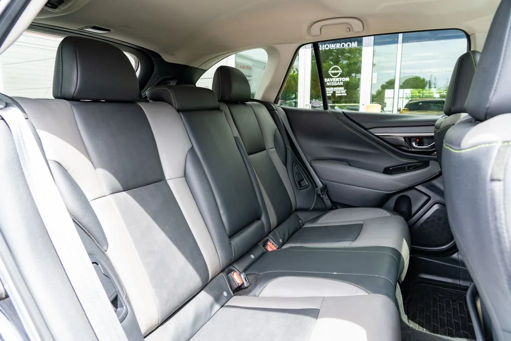 Used 2020 Black Subaru Onyx Edition XT image 23