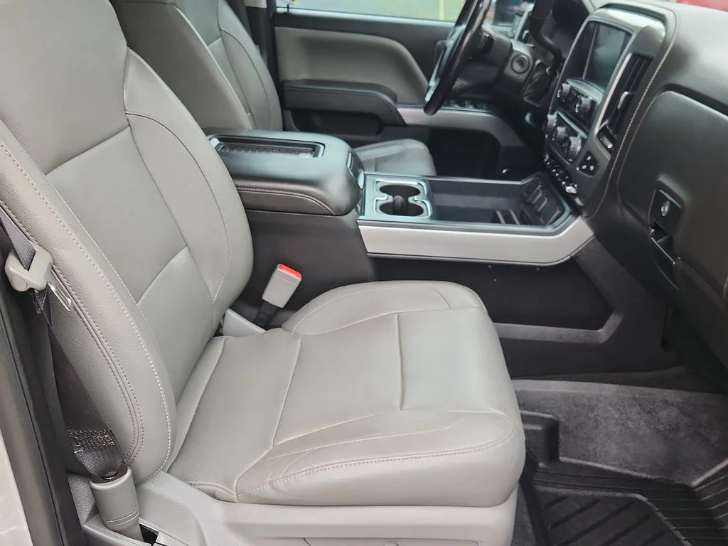 Used 2018 Silver Chevrolet LTZ image 16