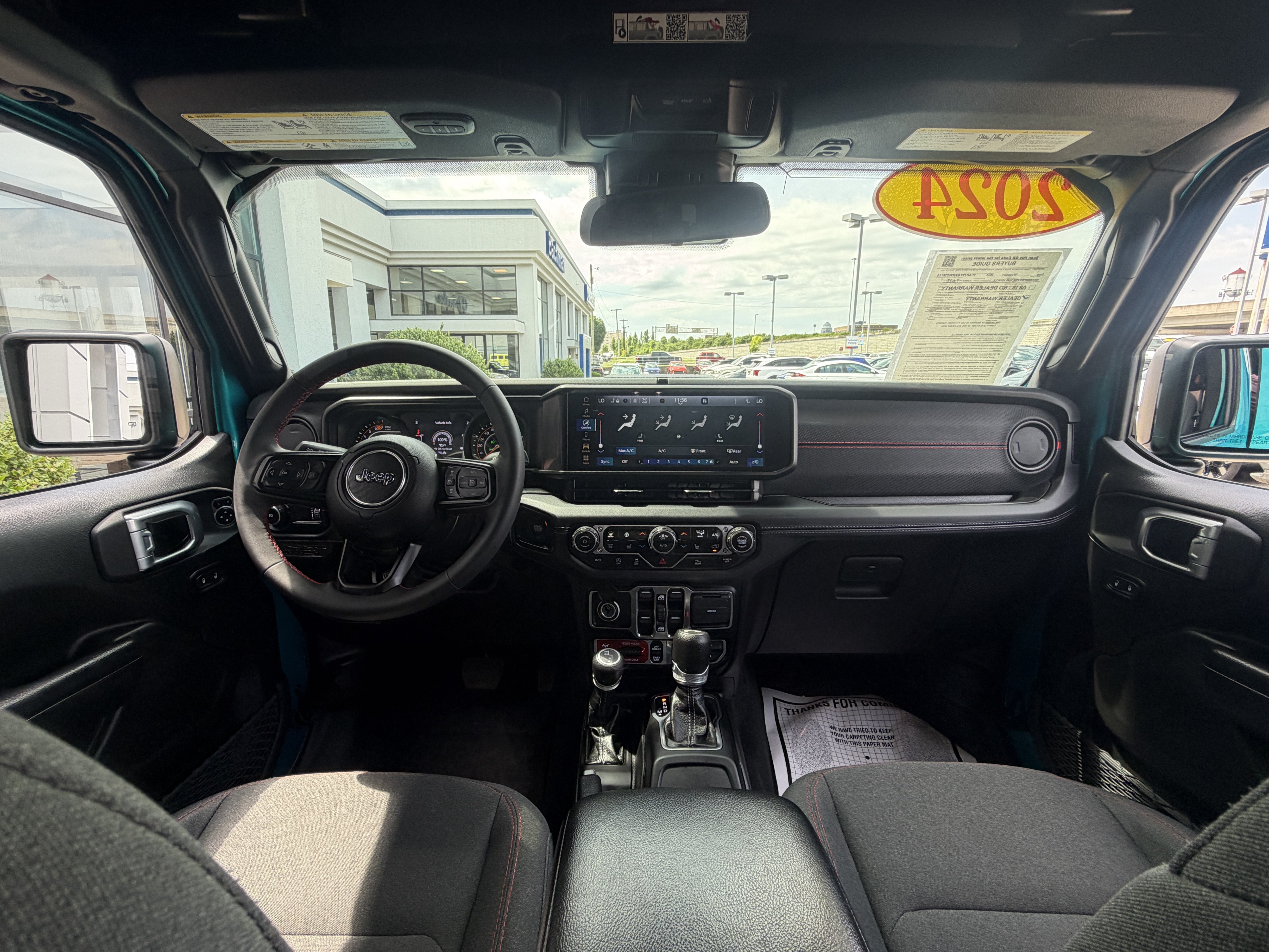 Used 2024 Bikini Pearl Coat Jeep Rubicon image 31