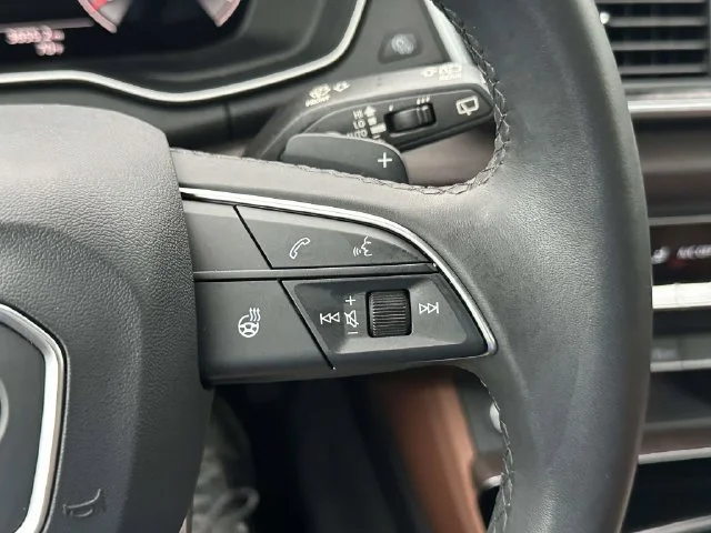 Used 2023 Daytona Gray Audi S line Premium Plus image 27