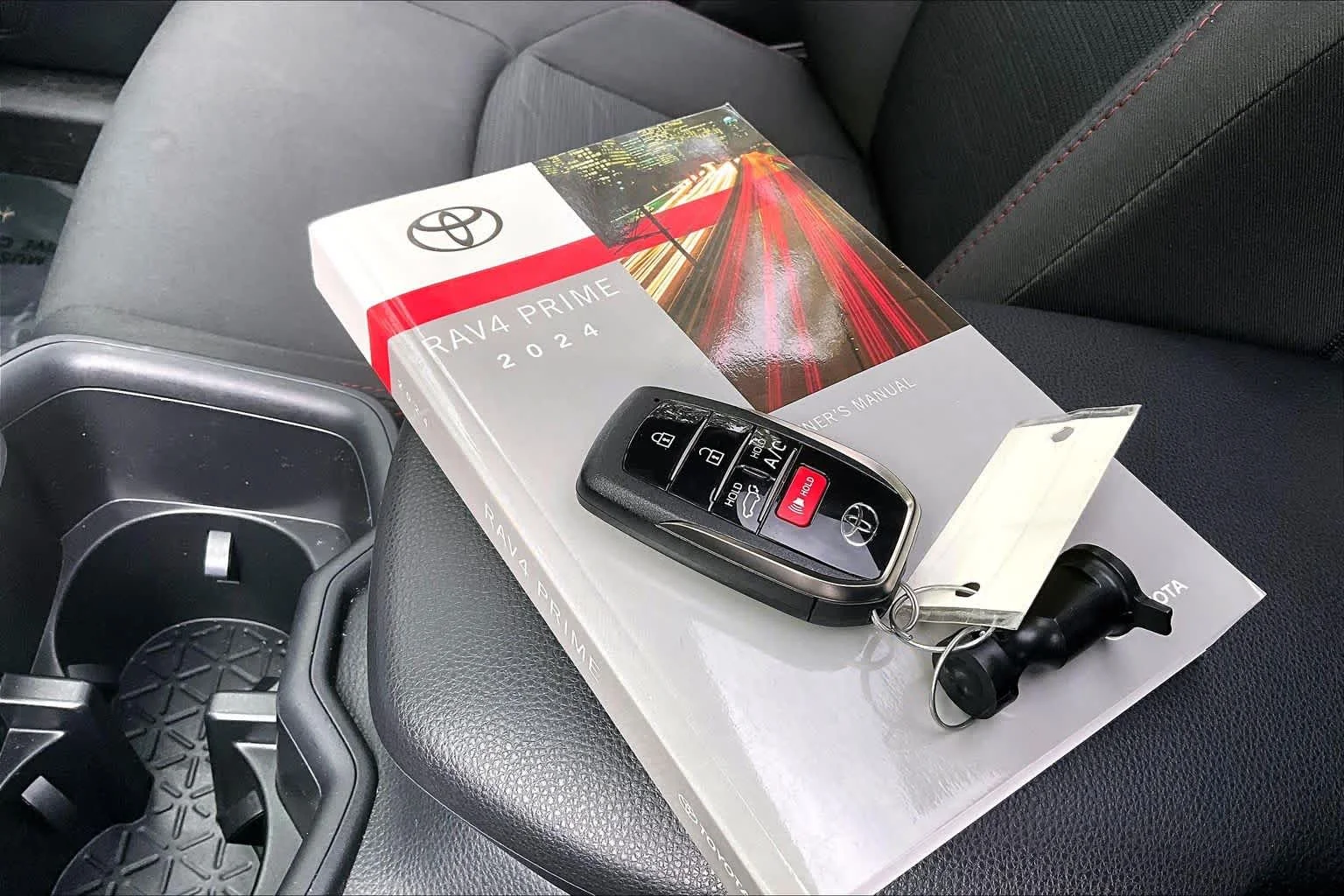 Certified Used 2024 Blueprint Toyota SE image 14