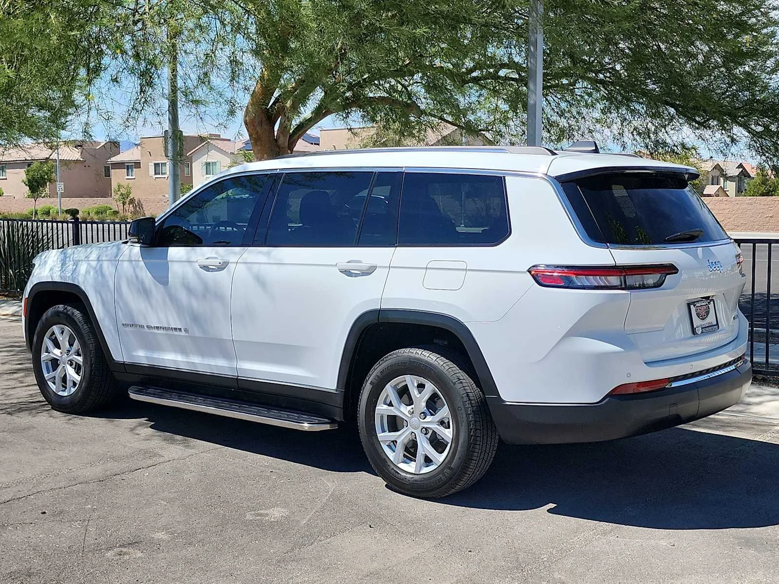 Used 2024 Bright White Clearcoat Jeep Limited image 6