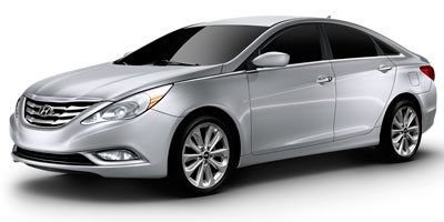 Used 2011 Silver Hyundai SE image 1