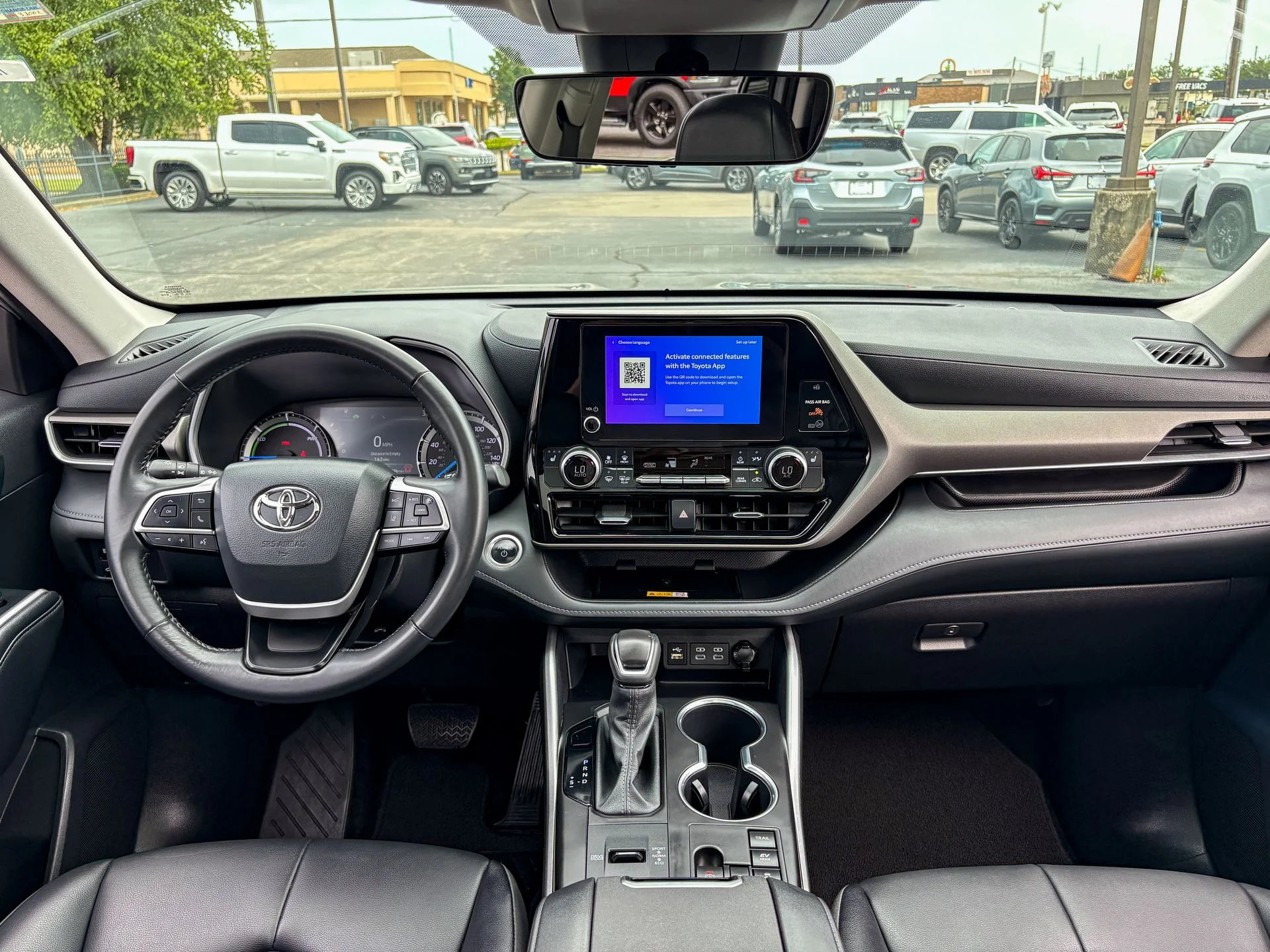 Used 2024 Silver Toyota XLE image 32