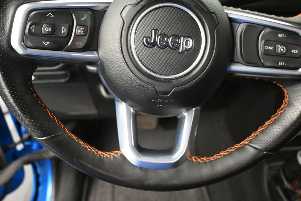 Used 2022 Blue Jeep Mojave image 17