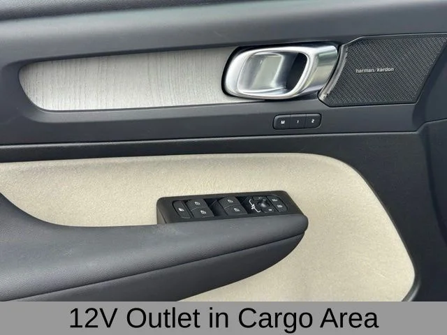 Used 2022 Gray Volvo T5 Inscription image 12
