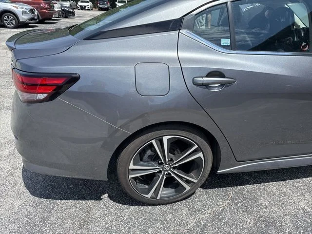 Used 2023 Gray Nissan SR image 8