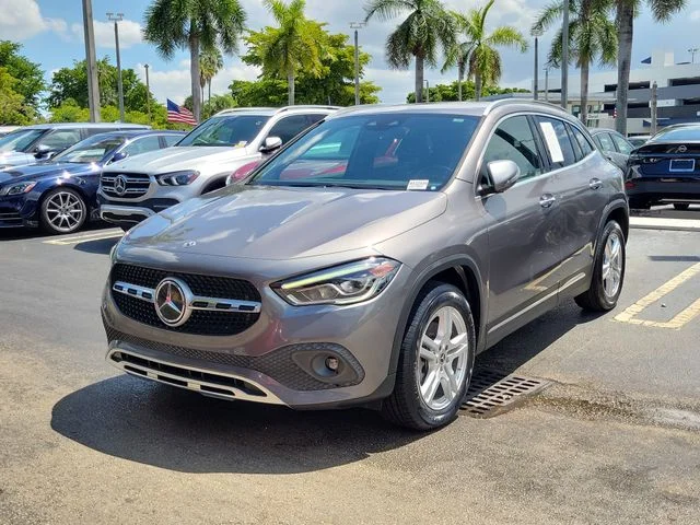 Used 2023 Gray Mercedes-Benz GLA 250 image 29