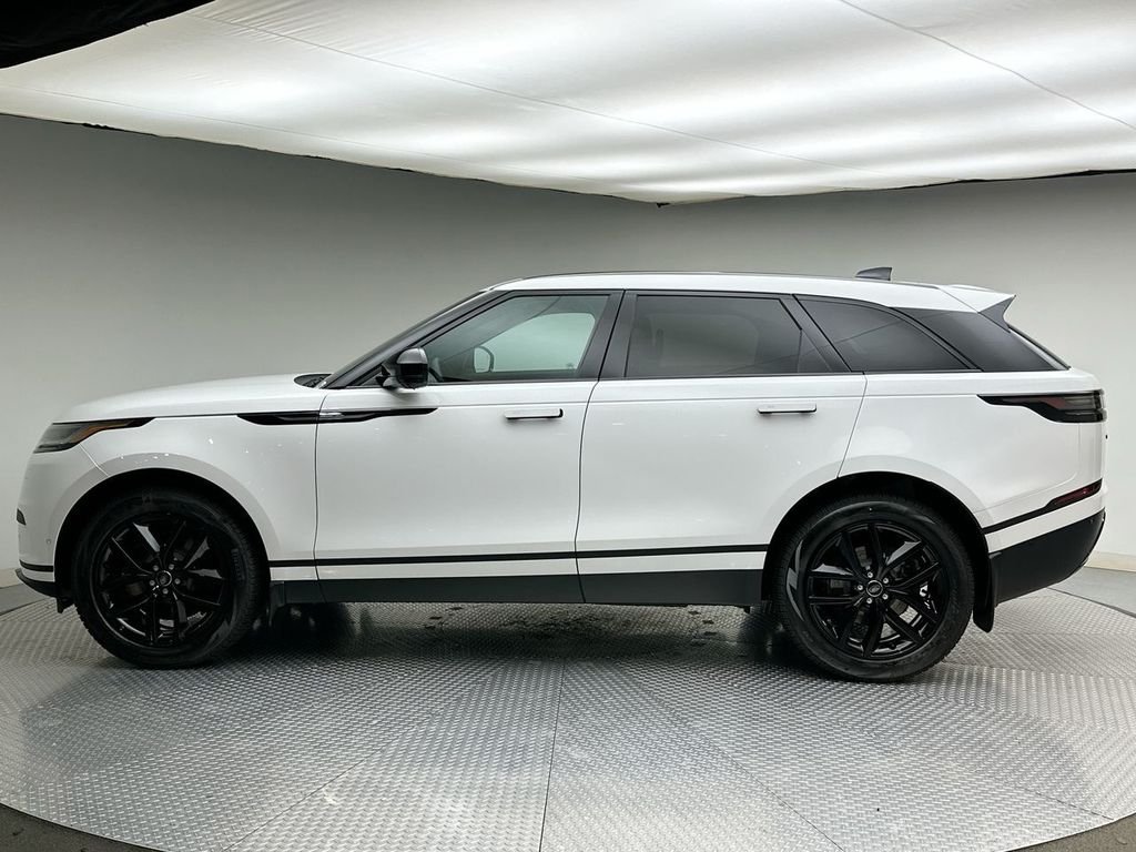 New 2026 Fuji White Land Rover S image 2