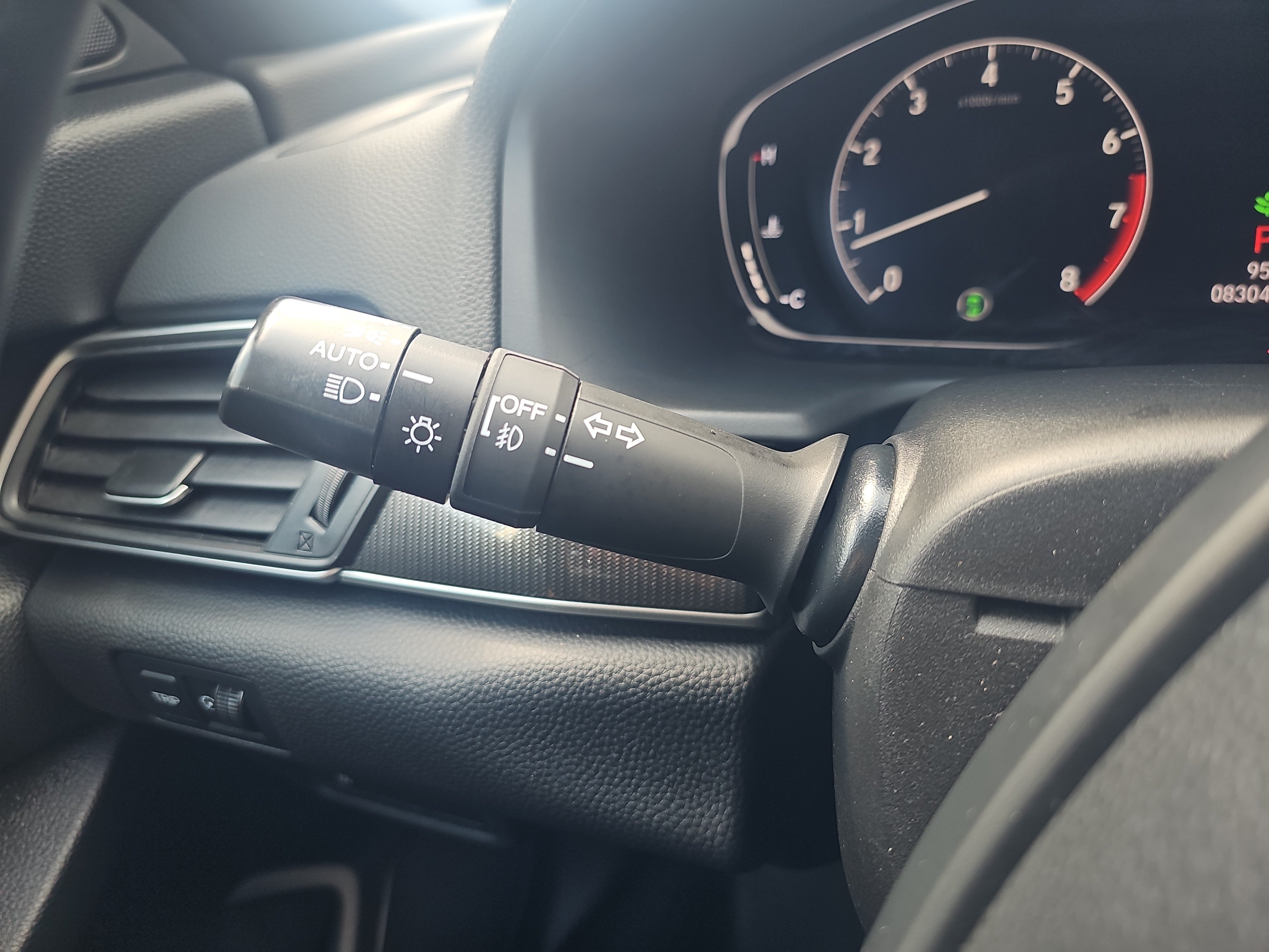 Used 2018 Modern Steel Metallic Honda Sport 1.5T image 18