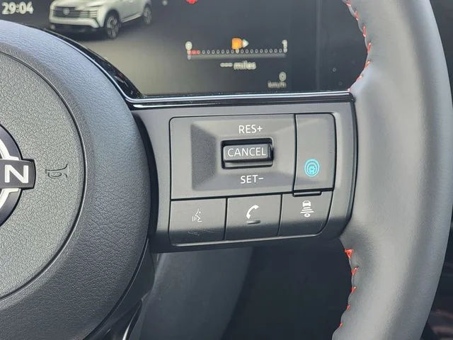 2025 Nissan Kicks SR AWD - Photo 29