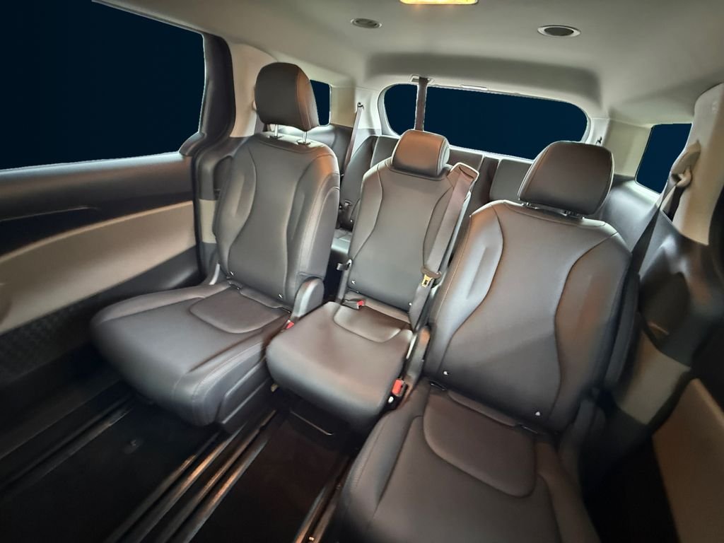 Used 2026 Blue Kia LXS image 16
