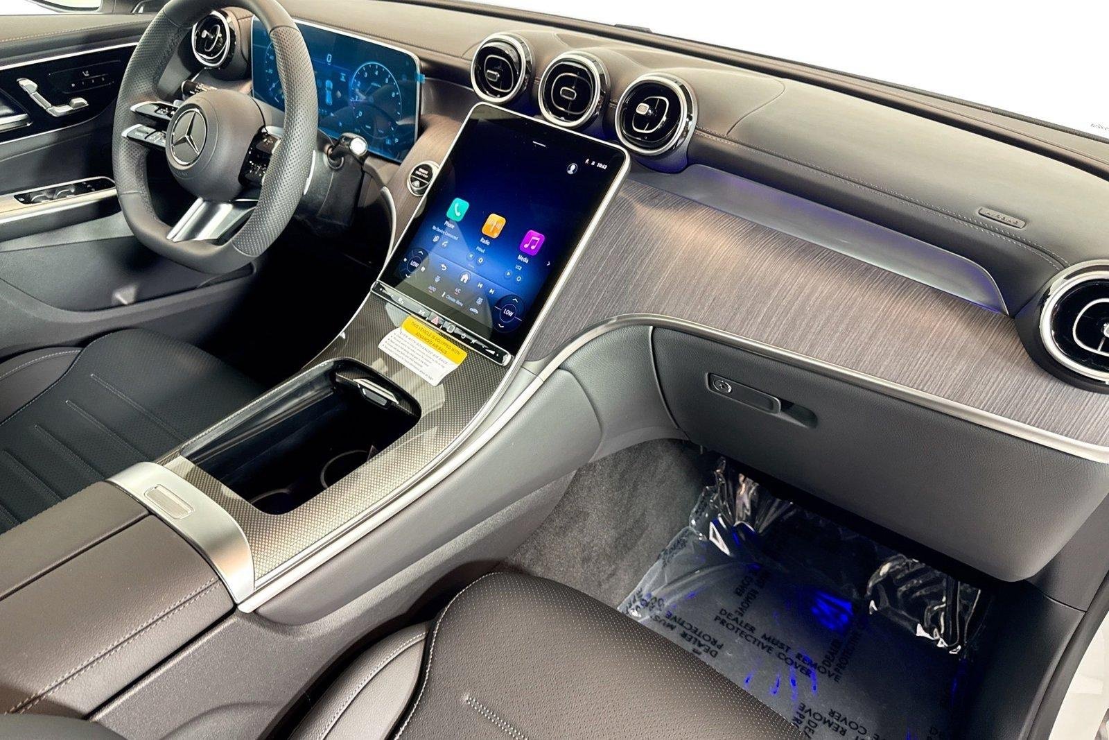 New 2026 Polar White Mercedes-Benz GLC 300 image 26