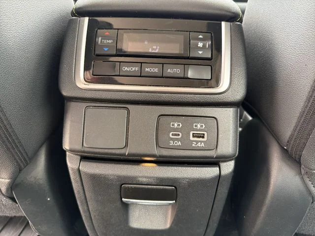 Used 2024 White Subaru Onyx Edition image 37