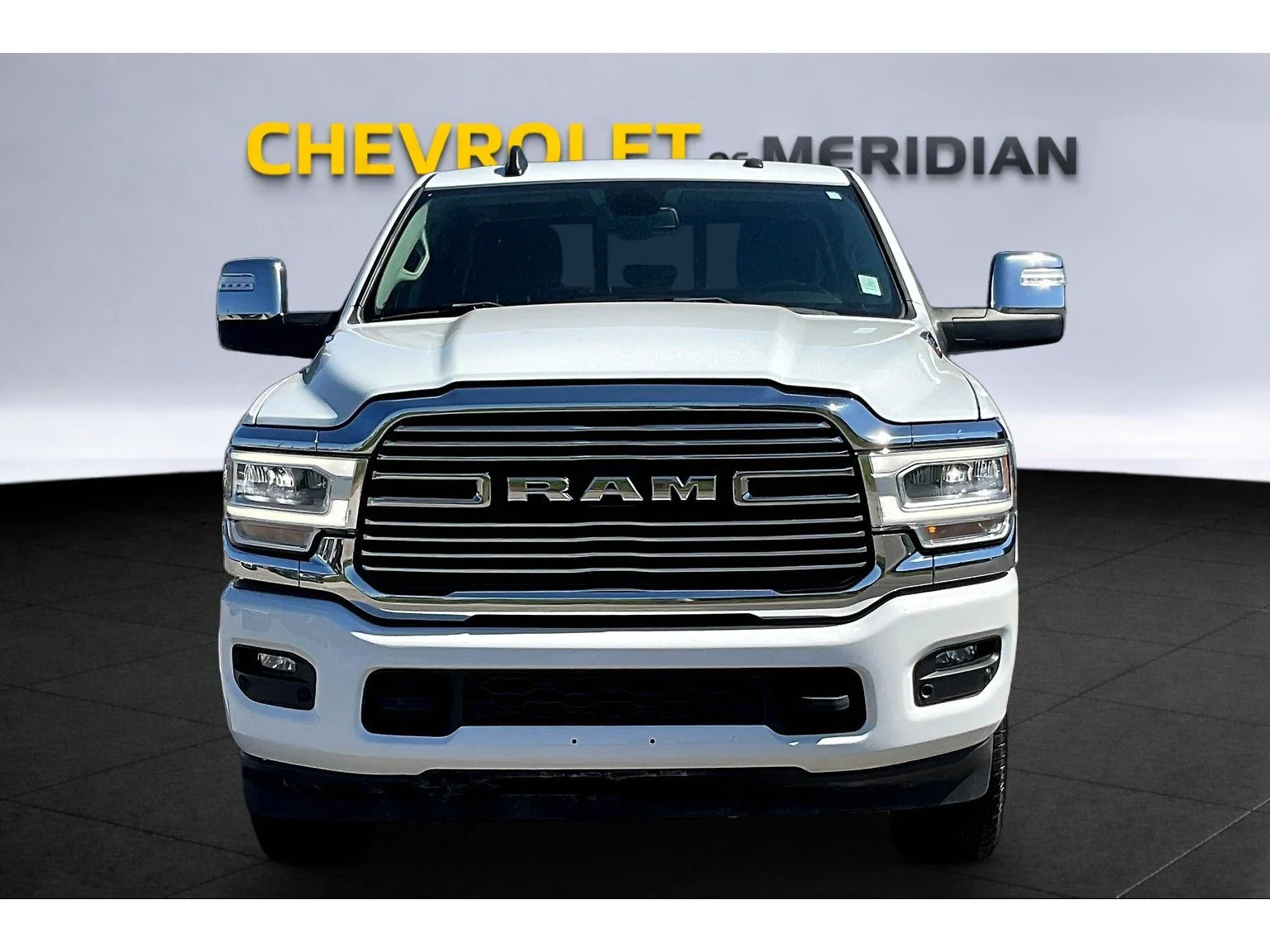 Used 2024  Ram Laramie image 3