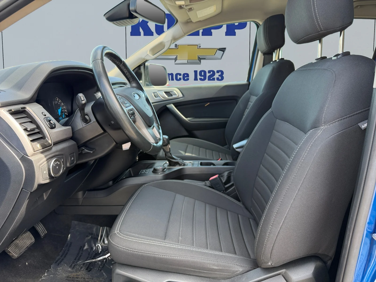 Used 2020 Lightning Blue Metallic Ford XLT image 10