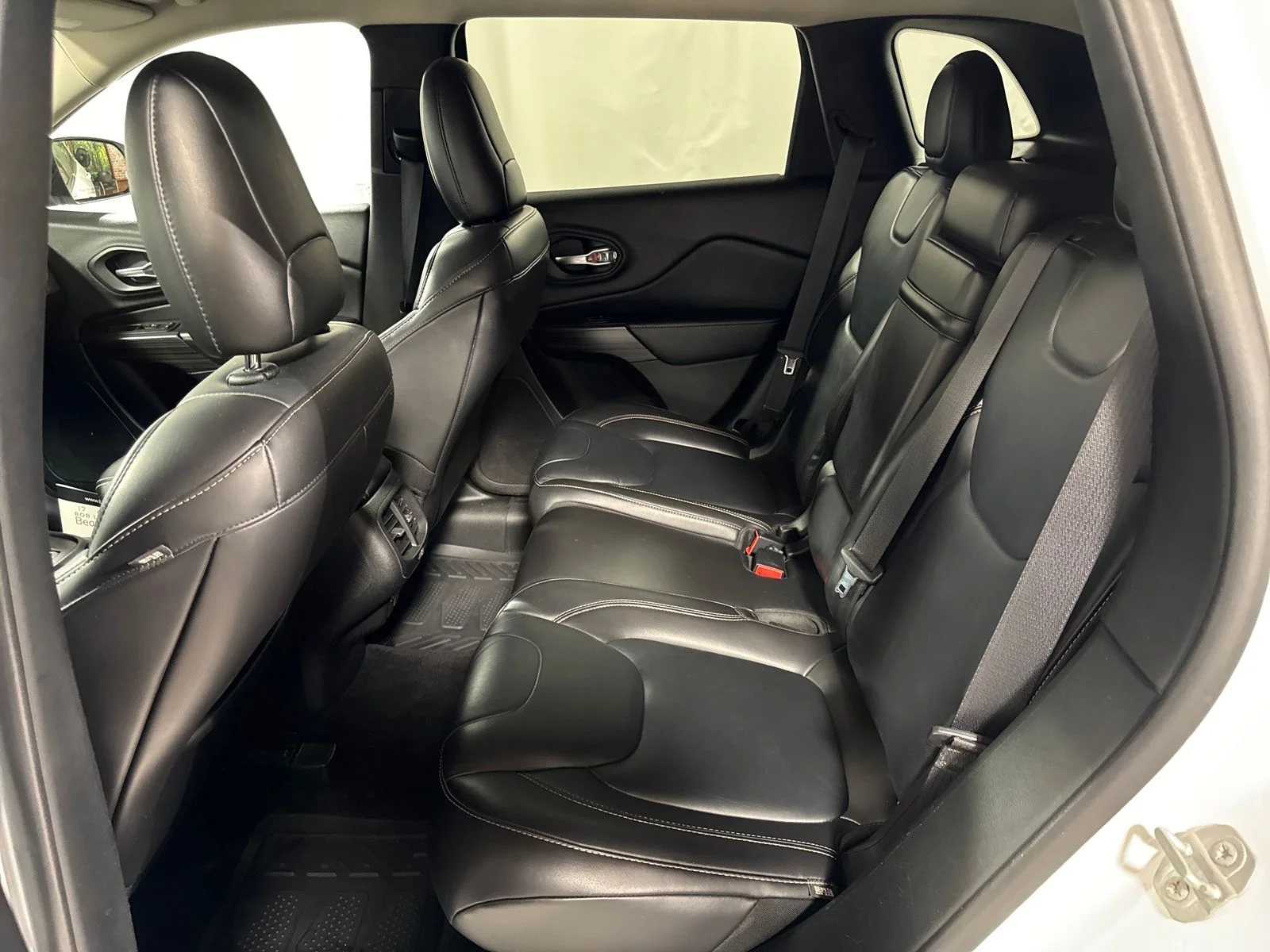 Used 2017 White Jeep Limited image 5