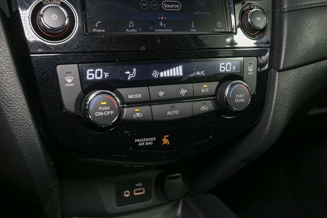 Used 2019 Gray Nissan SV image 23