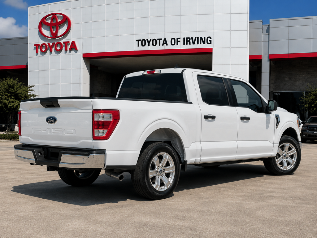 Used 2023 White Ford XL image 3