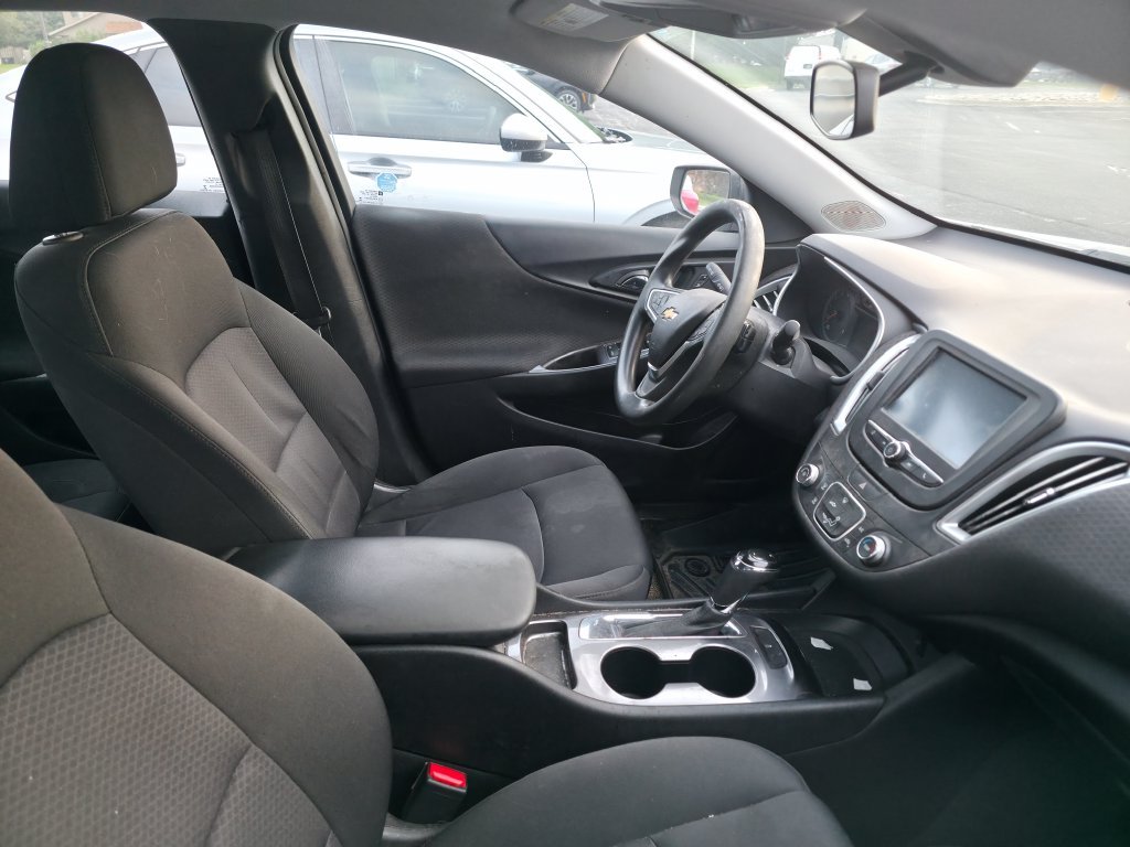 Used 2018 Silver Ice Metallic Chevrolet LS image 5