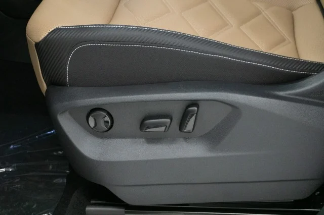 2026 Volkswagen Atlas Cross Sport SE - Photo 16