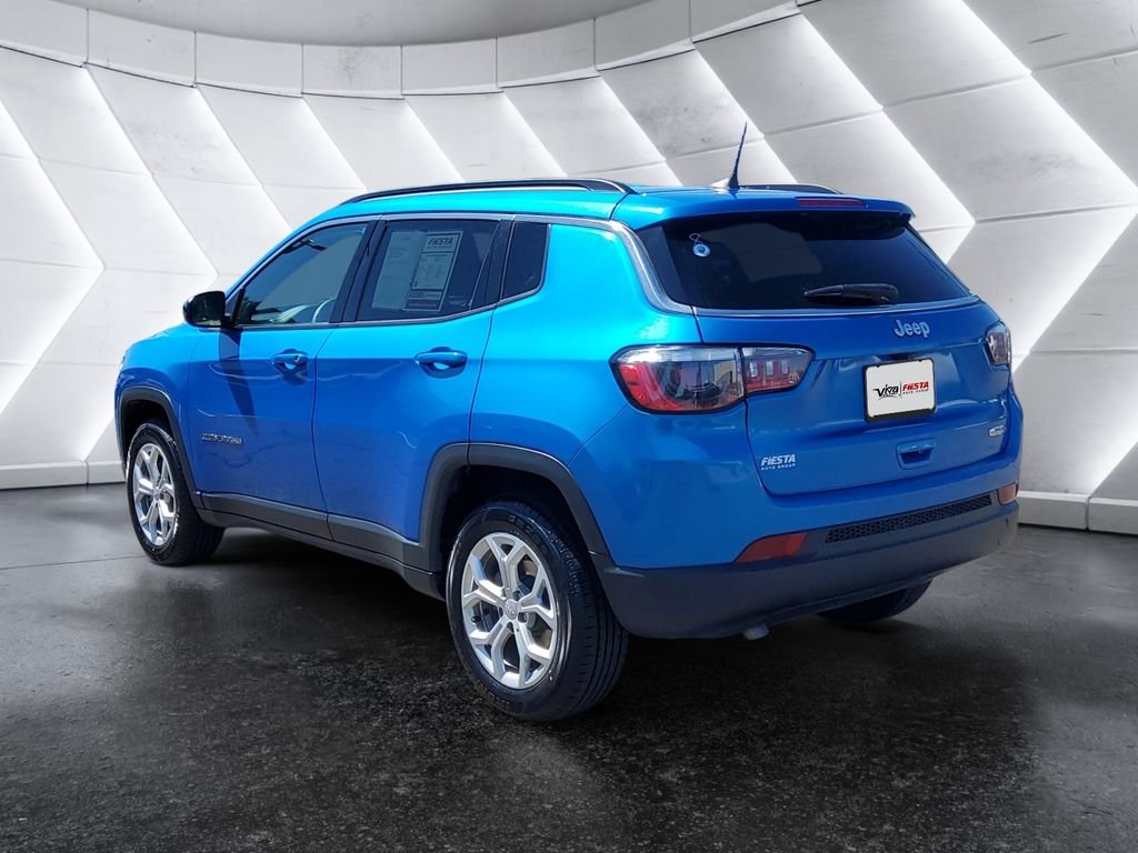 Used 2024 Blue Jeep Latitude image 6