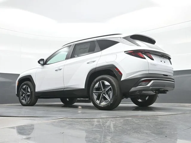 New 2026 White Hyundai SEL image 19