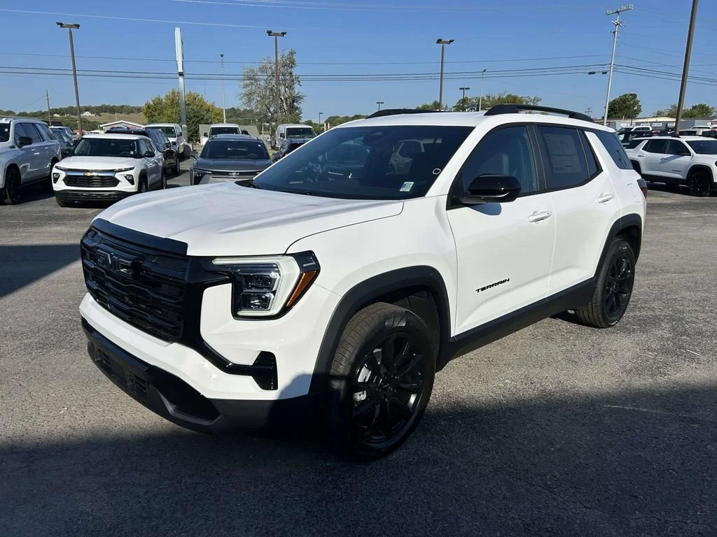 New 2027 Summit White GMC Elevation image 8