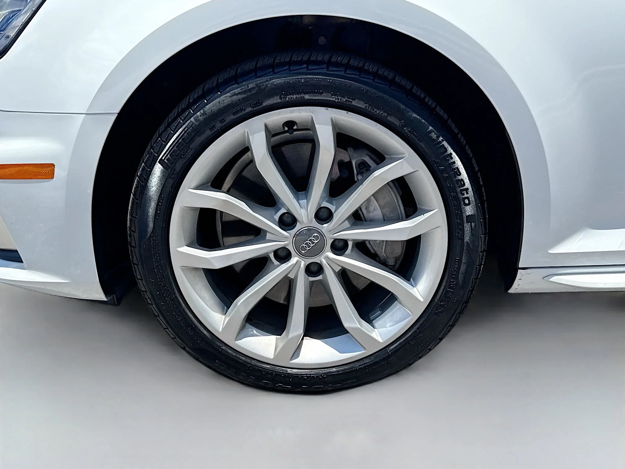 Used 2019 Glacier White Metallic Audi Premium image 41