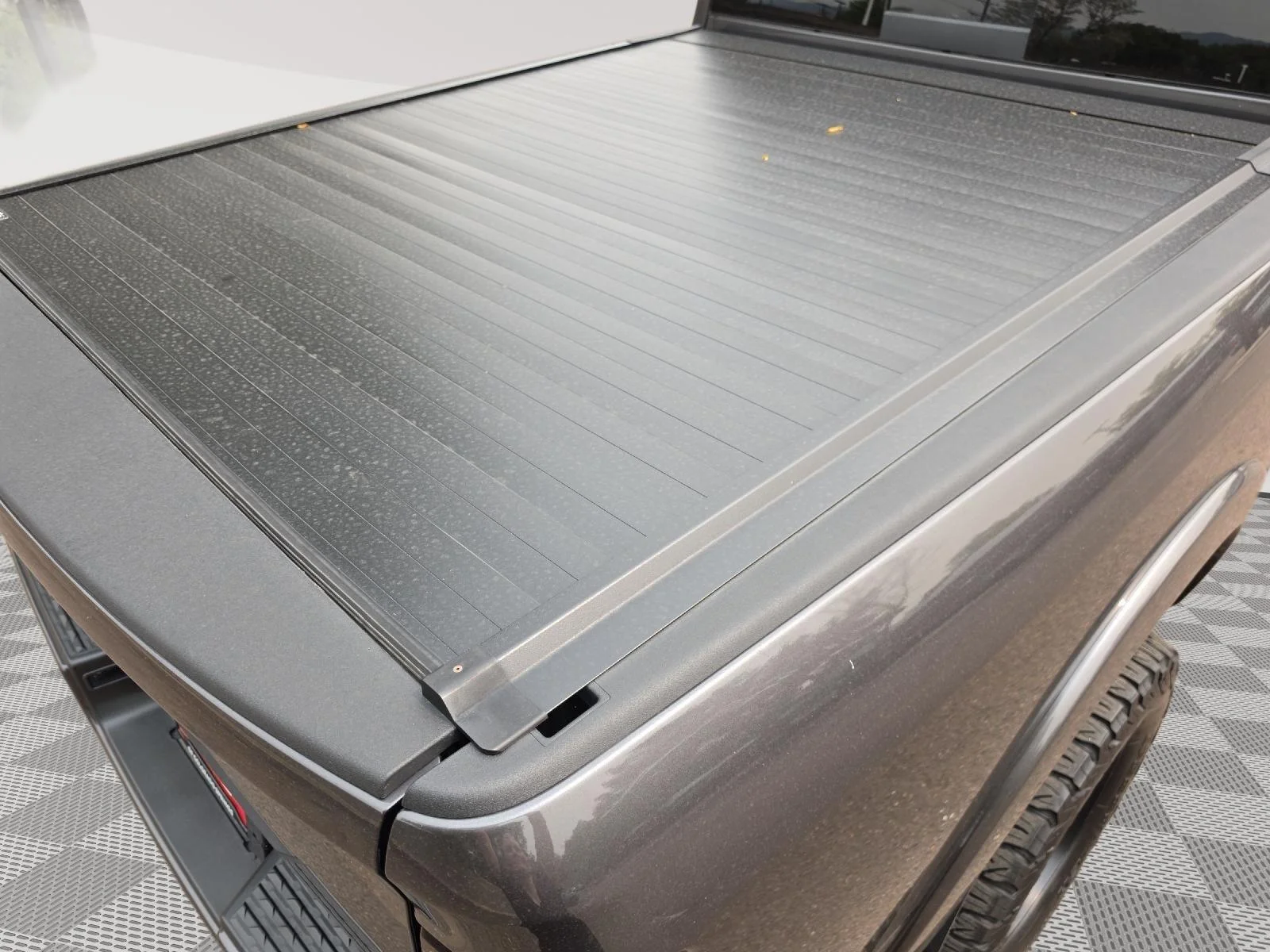 Used 2021 Granite Crystal Metallic Clearcoat Ram Laramie image 18