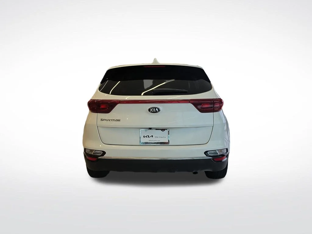 Certified Used 2022 White Kia LX image 5