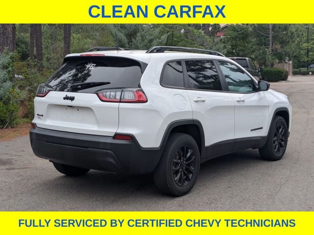 Used 2023 White Jeep Altitude image 4