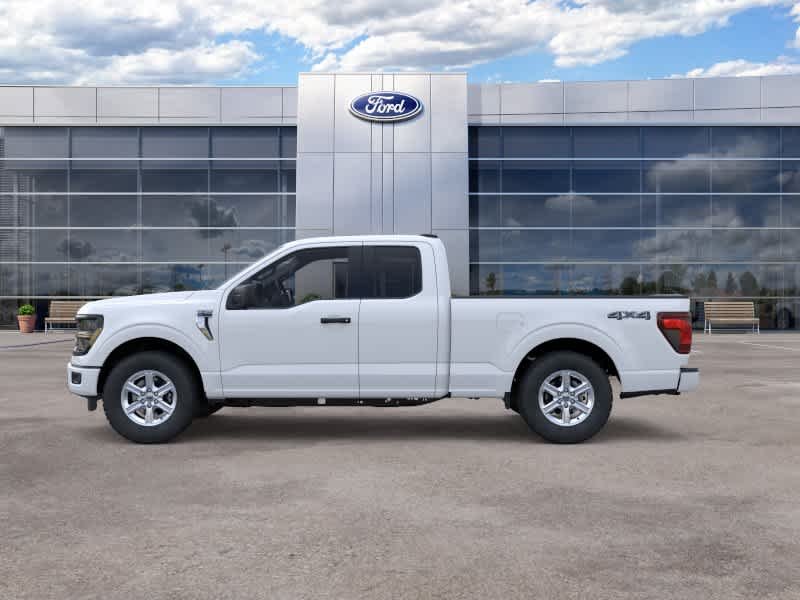 New 2026 Oxford White Ford XLT image 3