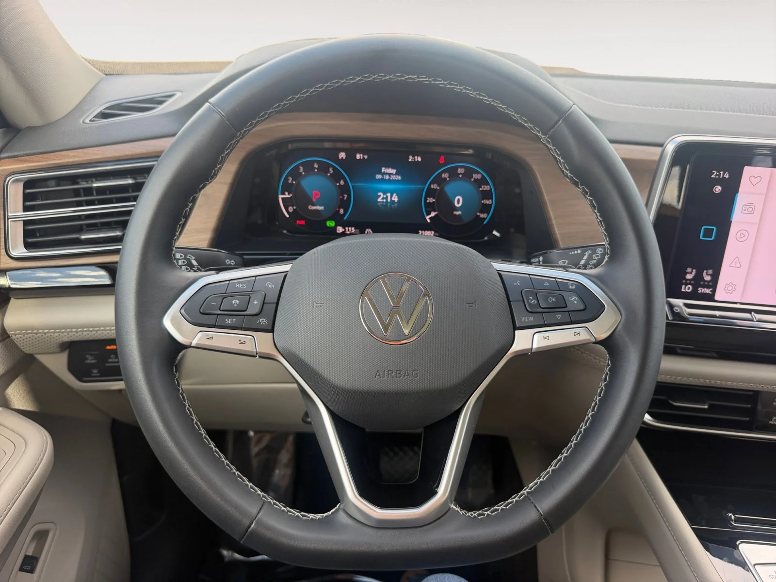 Used 2024 Red Metallic Volkswagen 2.0T SE w/Technology image 13