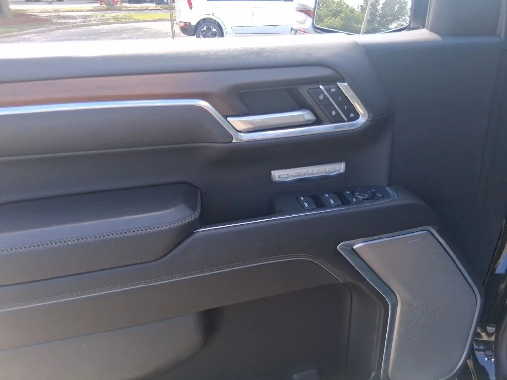 Used 2024 Black GMC Denali image 10