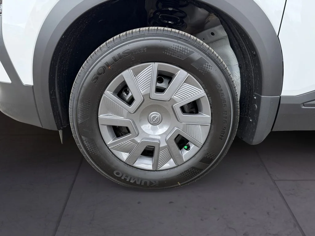 New 2026 White Nissan S image 9