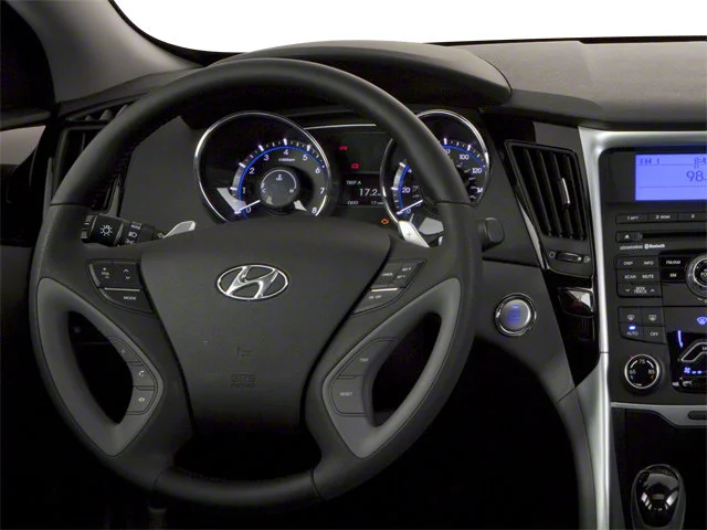 Used 2013 Sparkling Ruby Hyundai GLS PZEV image 9