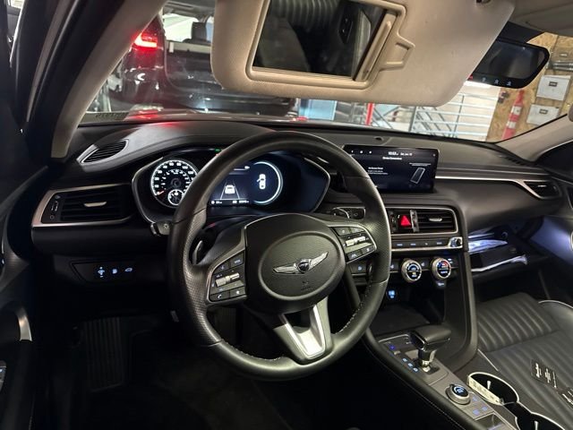 Used 2023 Silver Genesis 3.3T image 7