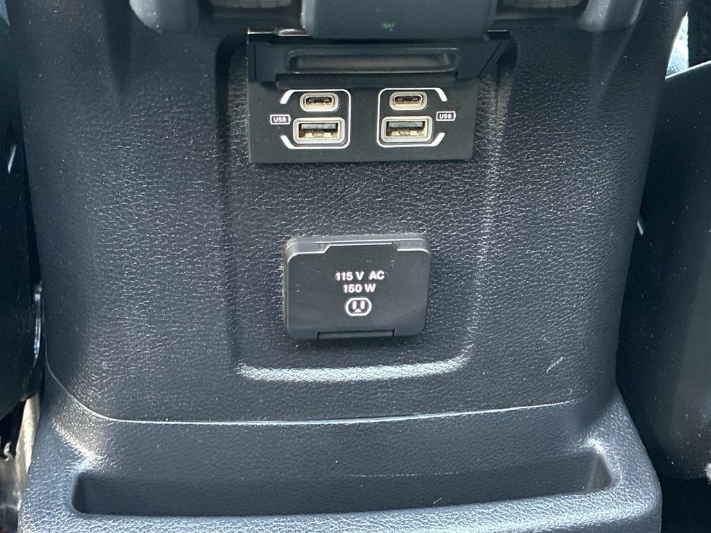 Used 2021  Jeep Unlimited Sahara 4xe image 19