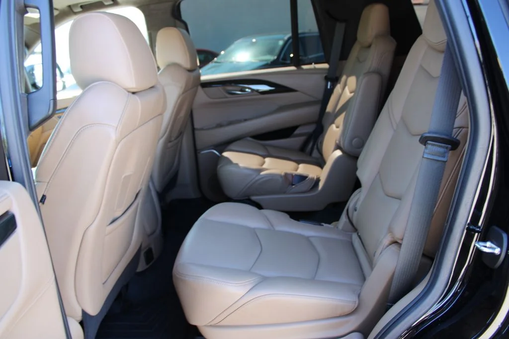 Used 2020 Black Cadillac Platinum Edition image 19