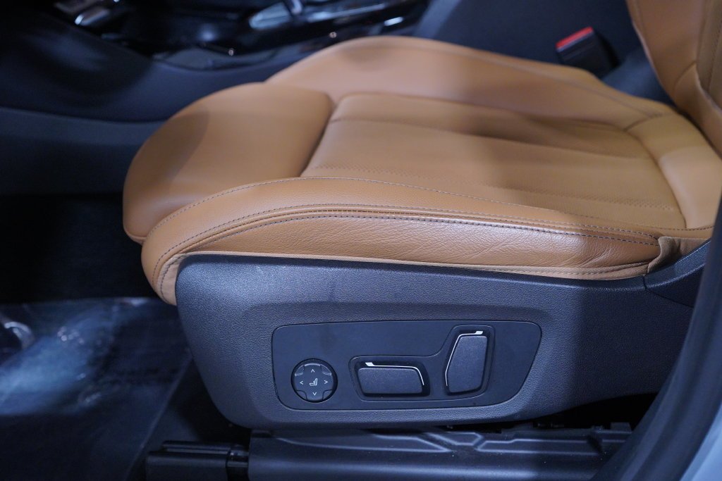Certified Used 2024 Gray Metallic BMW M40i image 8