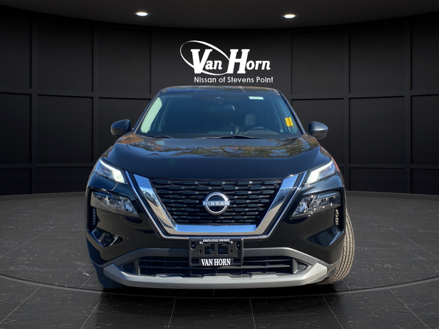 Used 2023 Super Black Nissan S image 8
