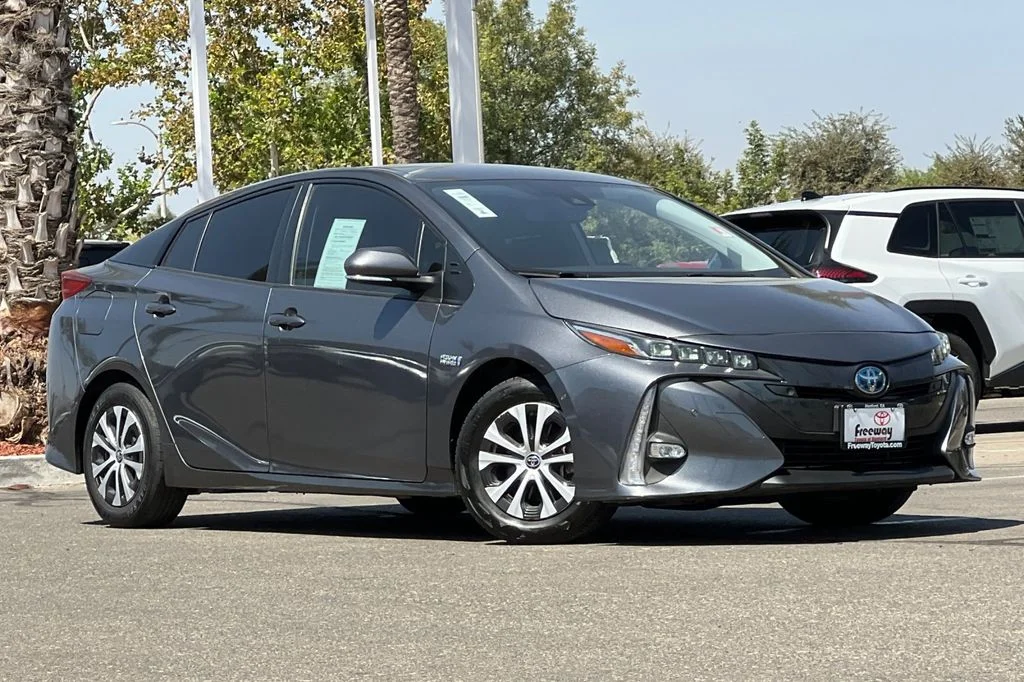 Certified Used 2021 Gray Toyota Limited image 2